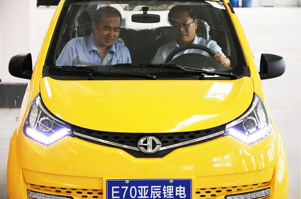 省委统战部副部长赵少智一行参观考察拉斯维加斯游戏3499集团兰州新区“三厂项目