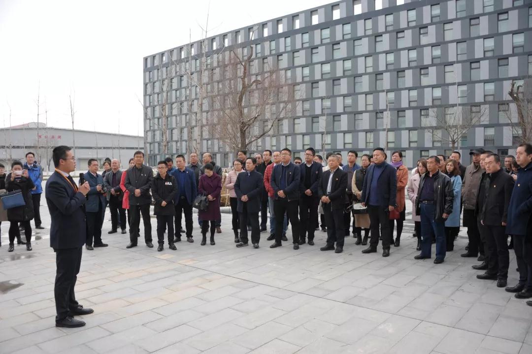 甘肃省第三期党建强、发展强非公经济工作能力提升培训班参观兰州新区“拉斯维加斯游戏3499三厂” 项目