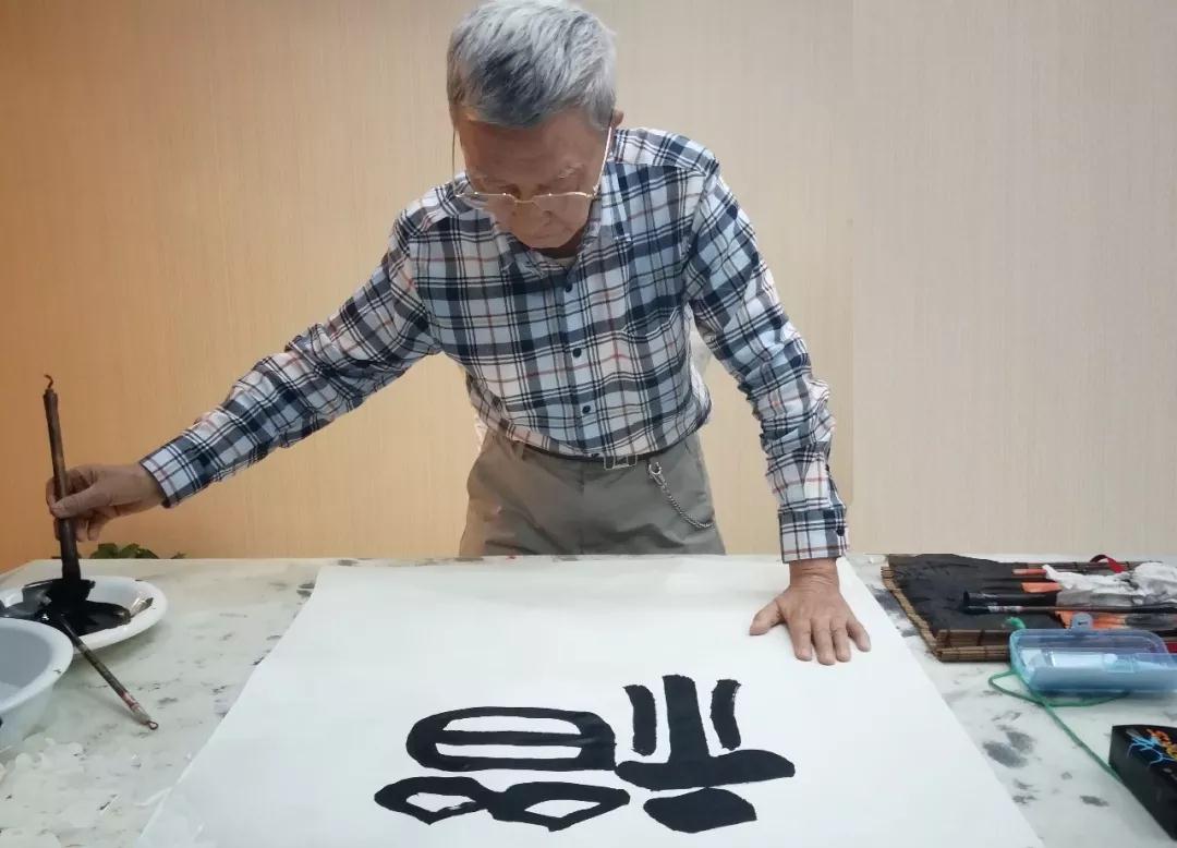 书画大家挥毫泼墨, 传统文化走进拉斯维加斯游戏3499